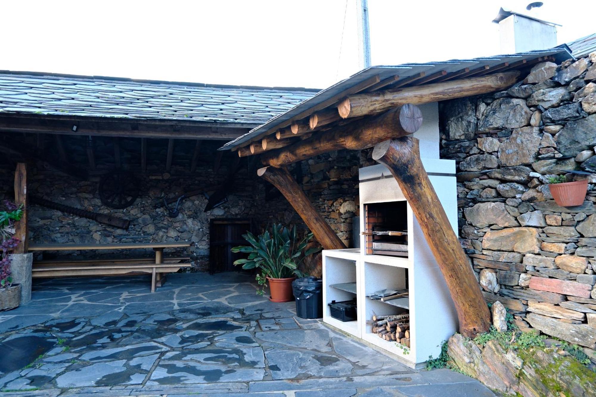 Gasthaus Casa Do Pinto Arouca Exterior foto